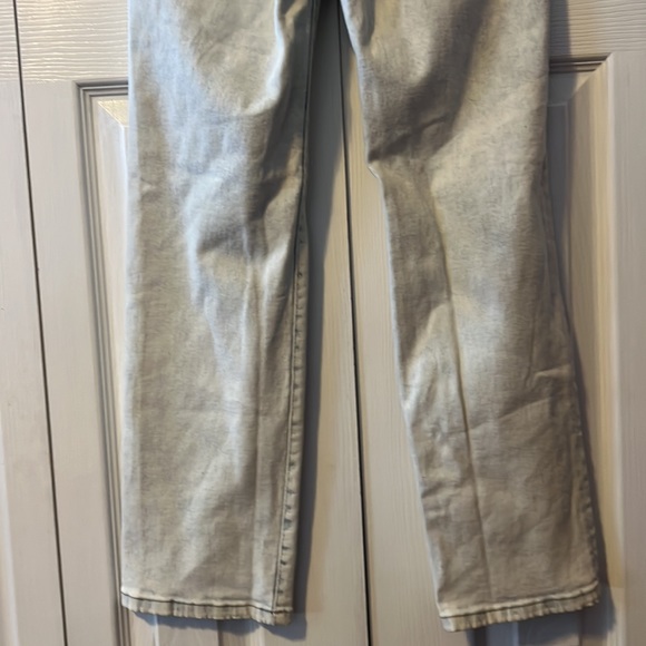 Kendall + Kylie Jeans The icon high-rise straight - Picture 7 of 11